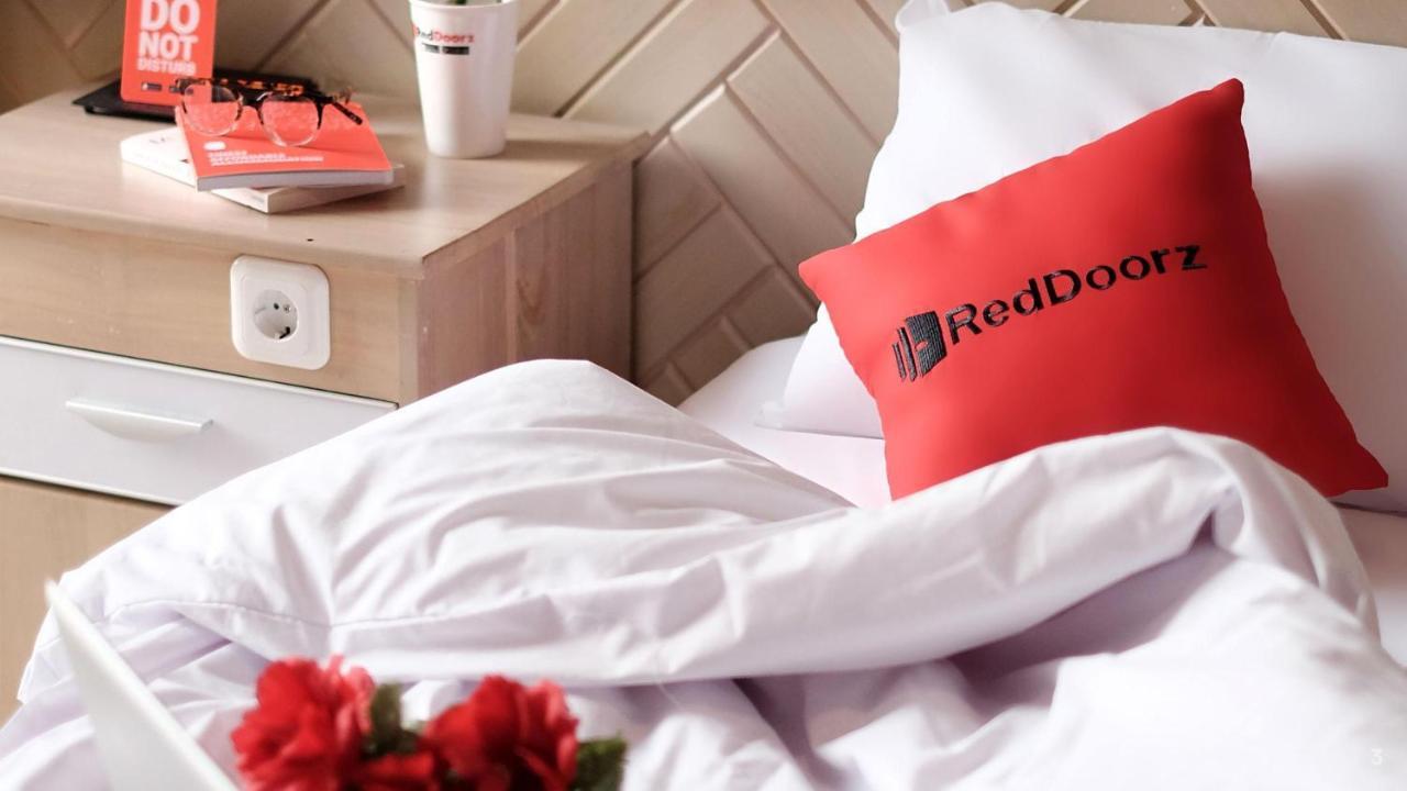 Reddoorz Marieline 2 Hotel Ciudad Ho Chi Minh  Exterior foto
